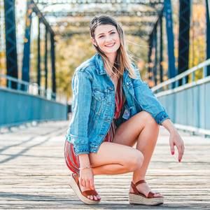 Meet your Posher, Macey